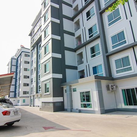 Tada Condotel Buriram Exterior photo