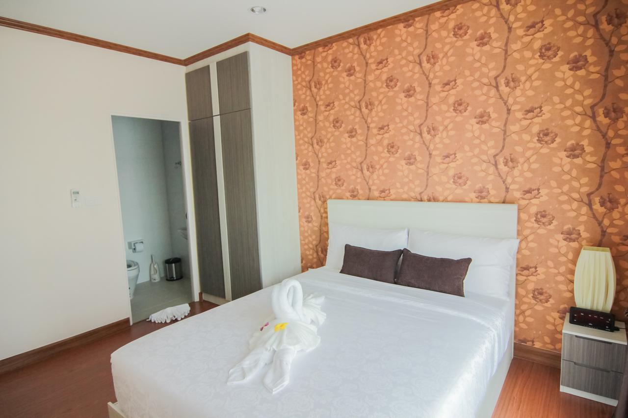 Tada Condotel Buriram Exterior photo